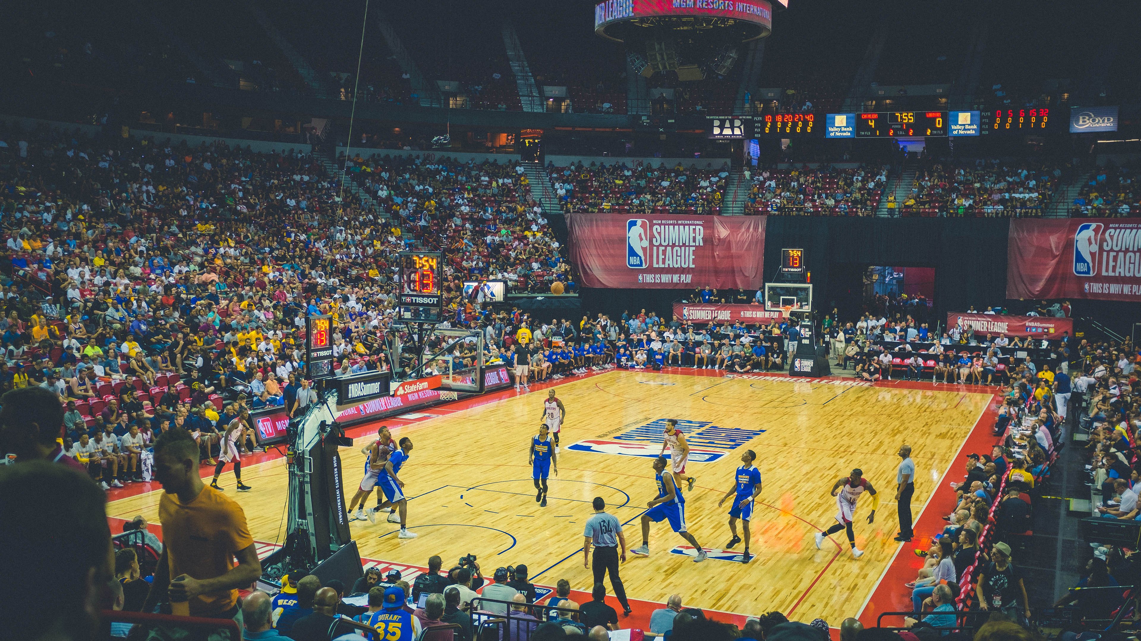 体育赛事观众消费分析